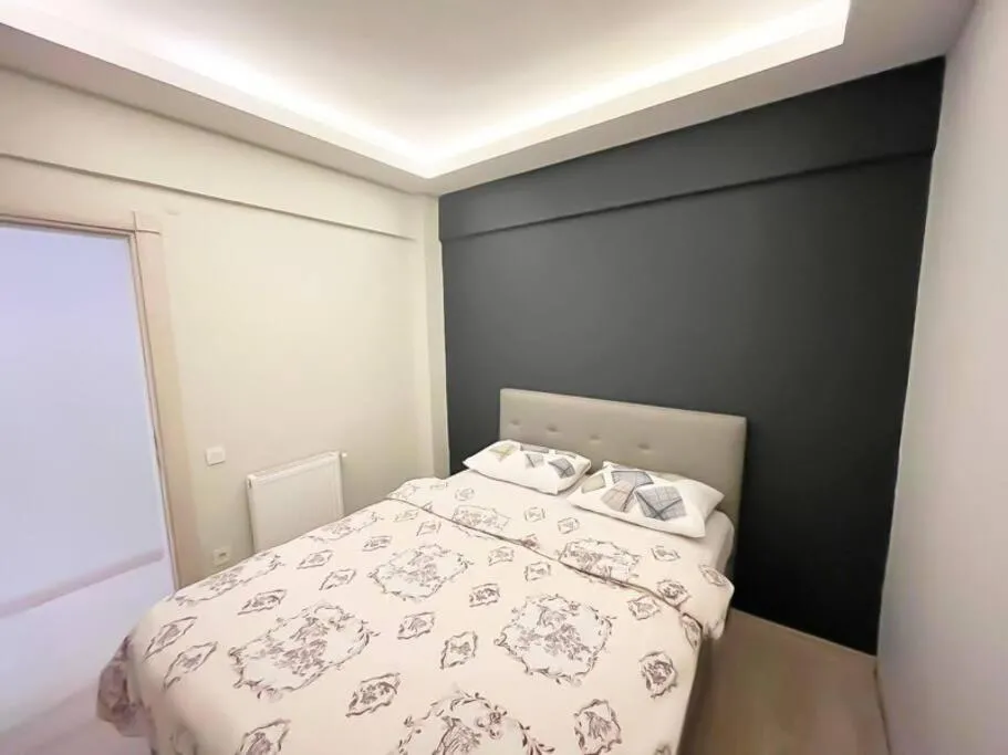 Image 2 of House in the center of Kadikoy