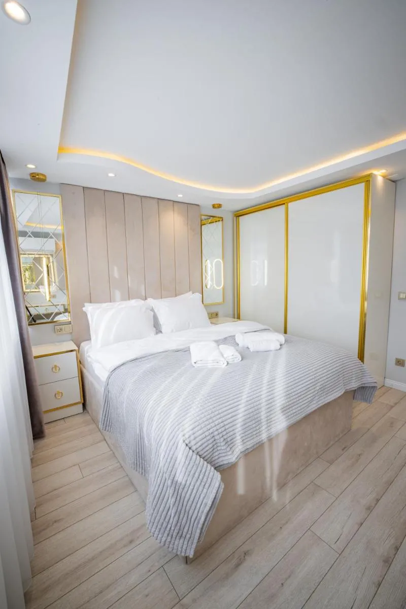 Image 3 of ISTANBUL SUITE