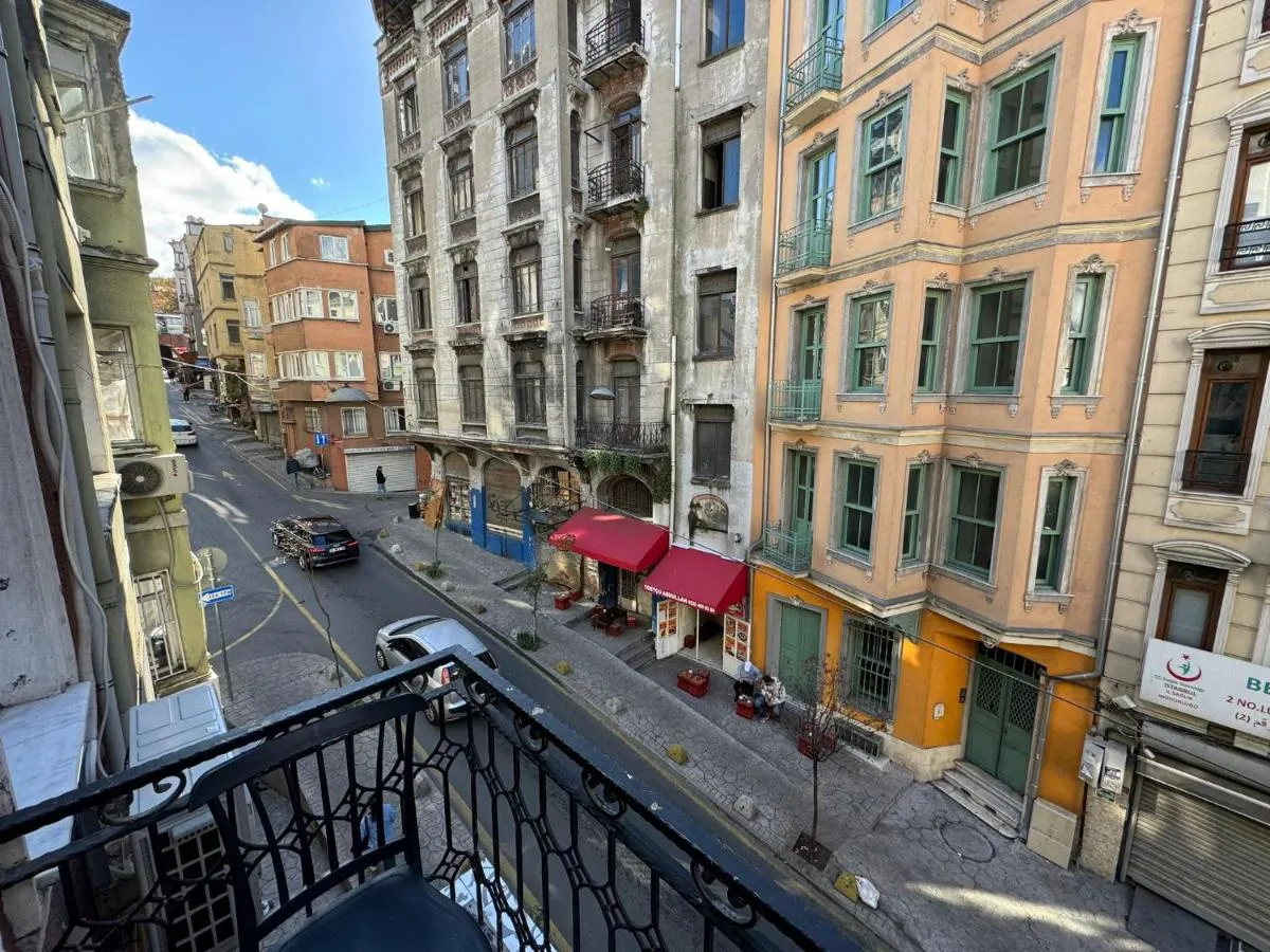 Image 2 of Istanberry – Scarlet Apartments