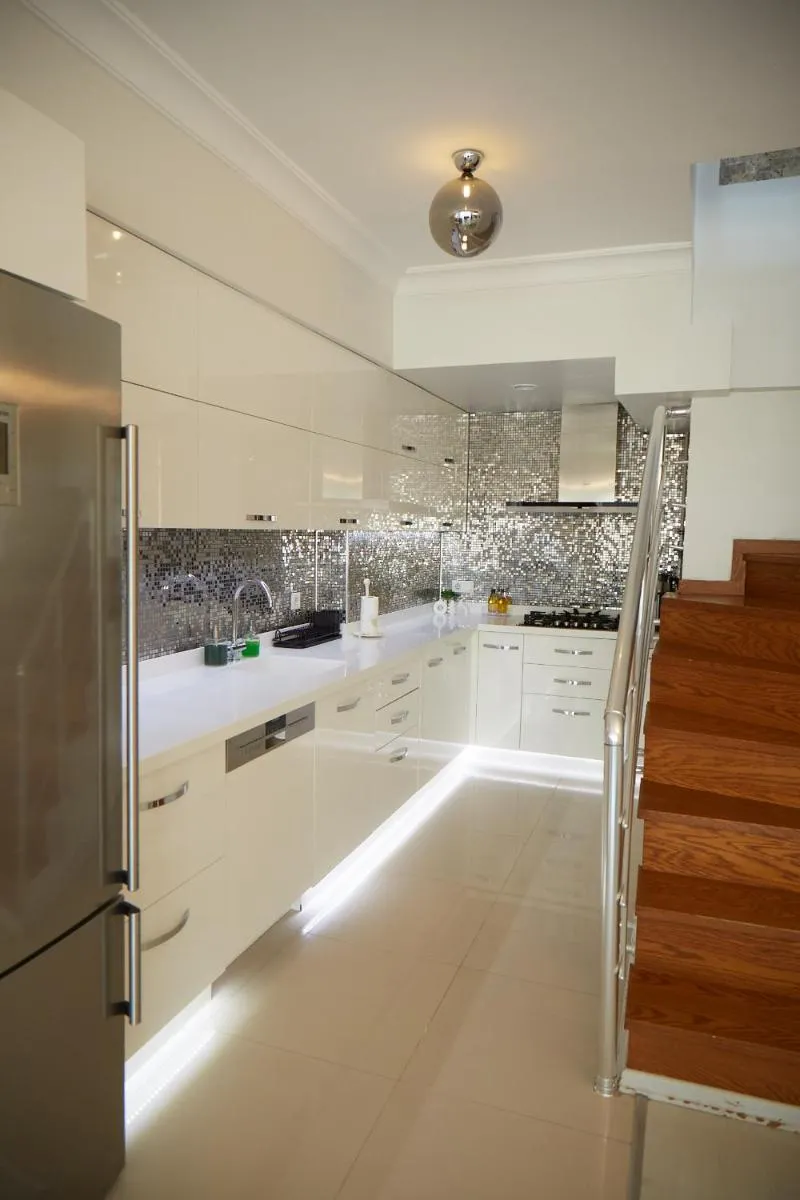 Image 4 of Kaplan Luxury Family Flat – 3 Bedrooms with air conditioning & heating in the City