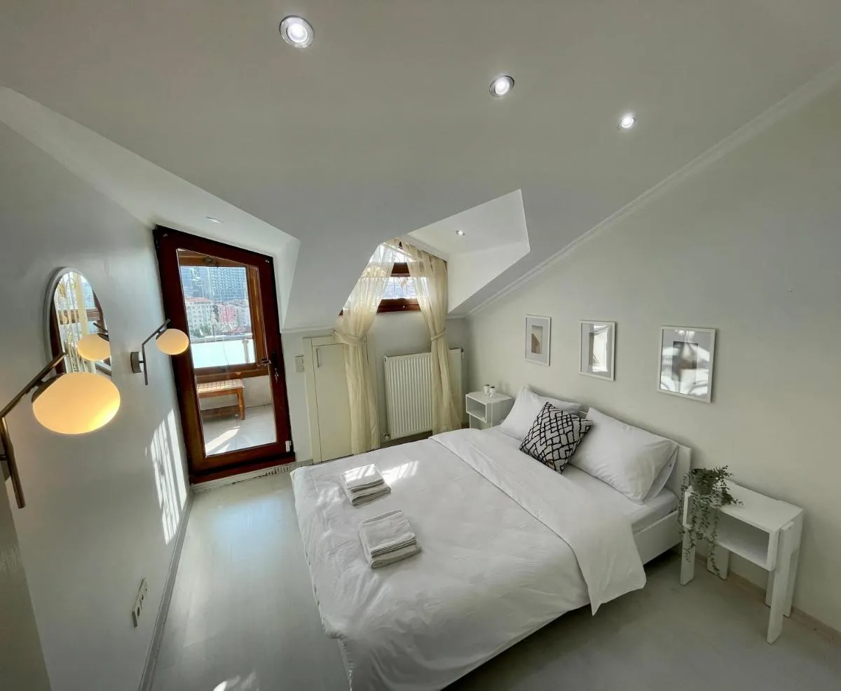 Image 5 of Kaplan Luxury Family Flat – 3 Bedrooms with air conditioning & heating in the City
