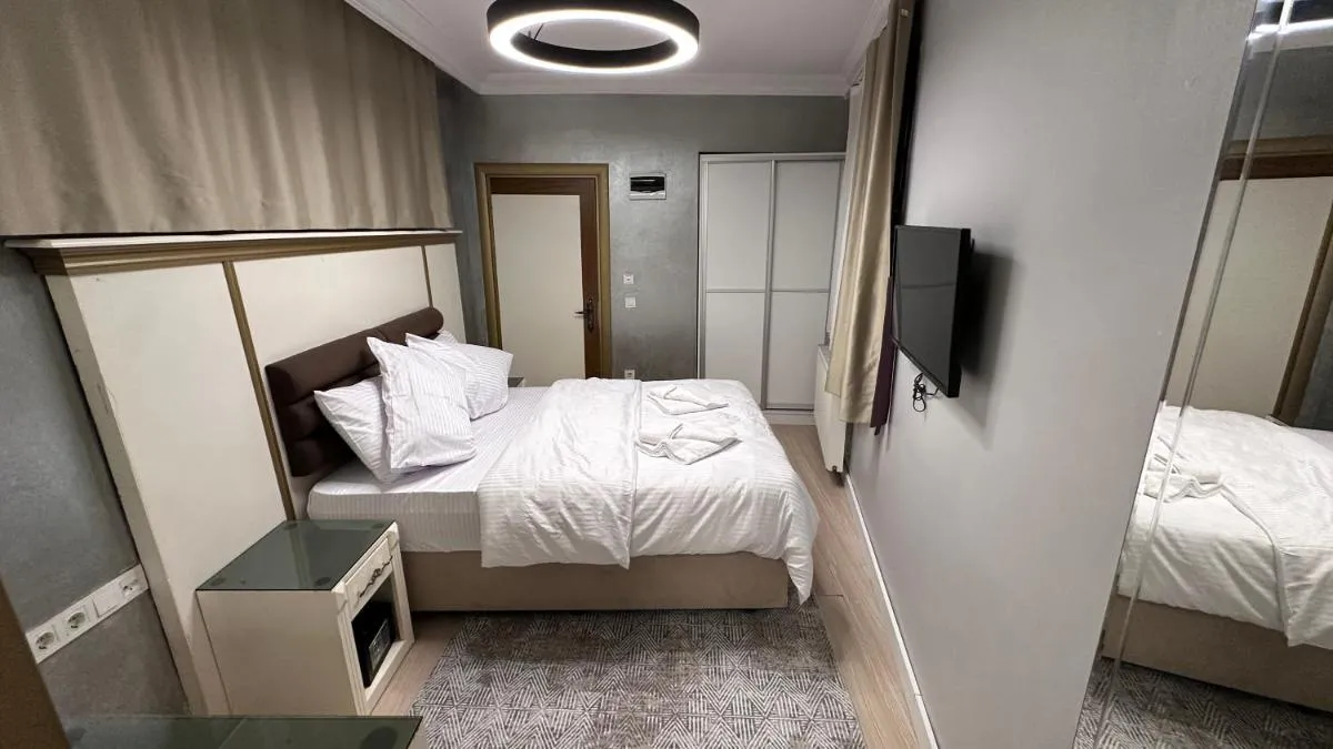 Image 1 of LElLl HAGİA SOFİA OTEL