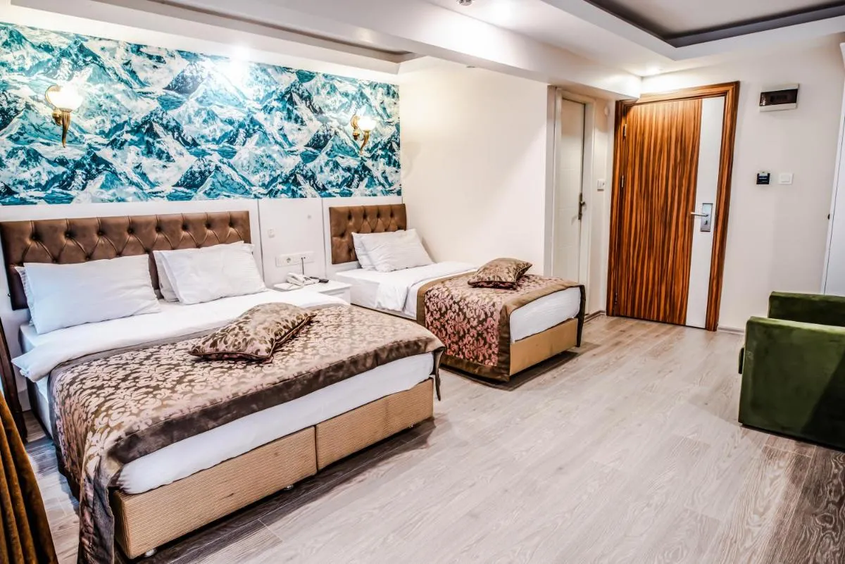 Image 2 of Lazz City Hotel