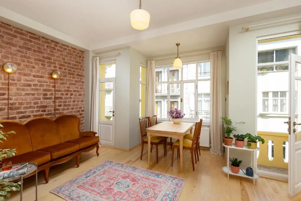 Image of Lemon Apartments