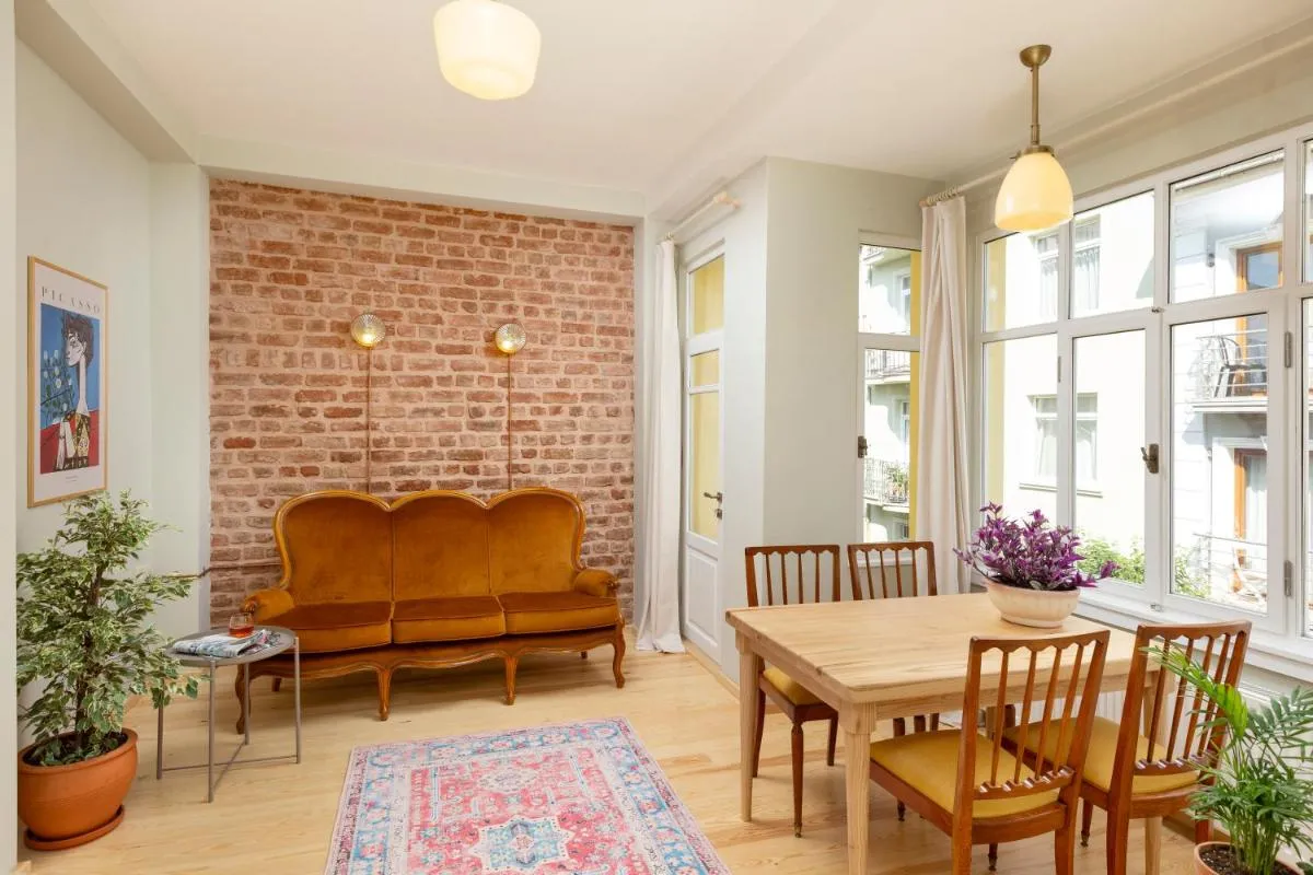 Image 5 of Lemon Apartments