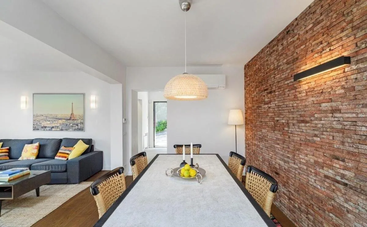Image 2 of Luxury Modern Oasis Villa W Private Garden! #25