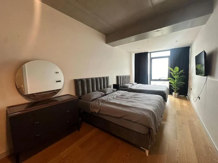 Image of Luxury suites with gym and pool floor40