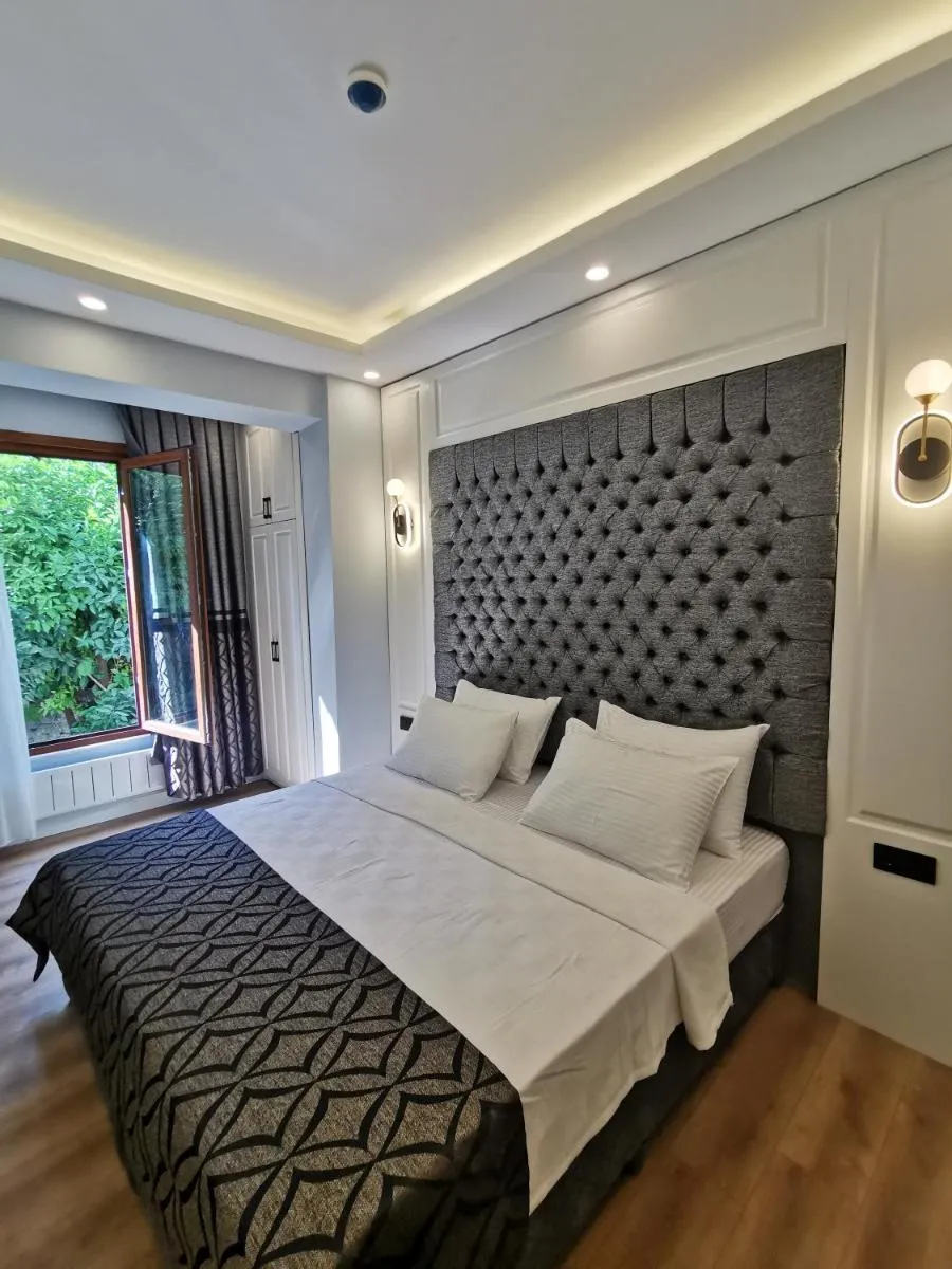 Image 4 of Luxx Garden Hotel