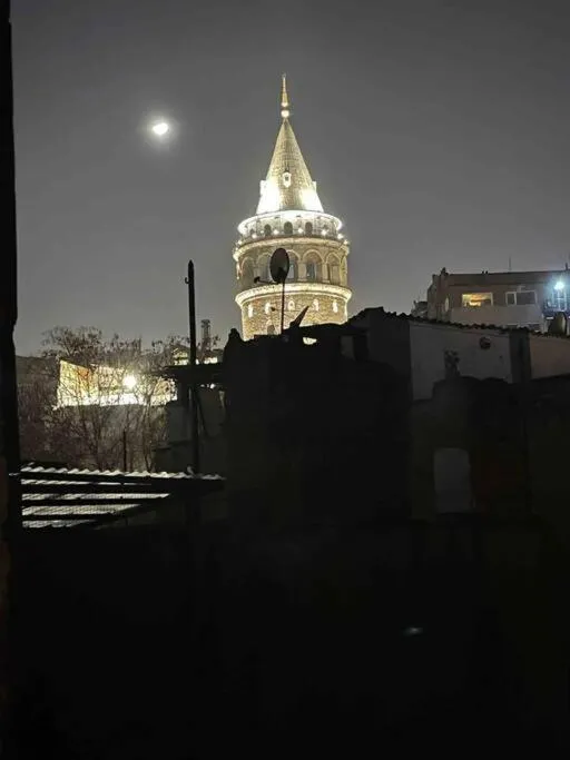 Image 3 of Magnificent view, in the center