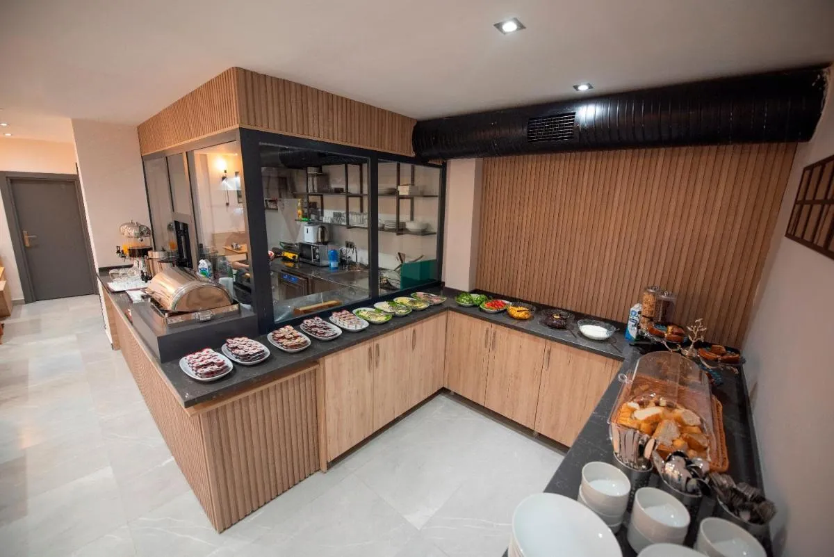 Image 1 of Mahya Hotel