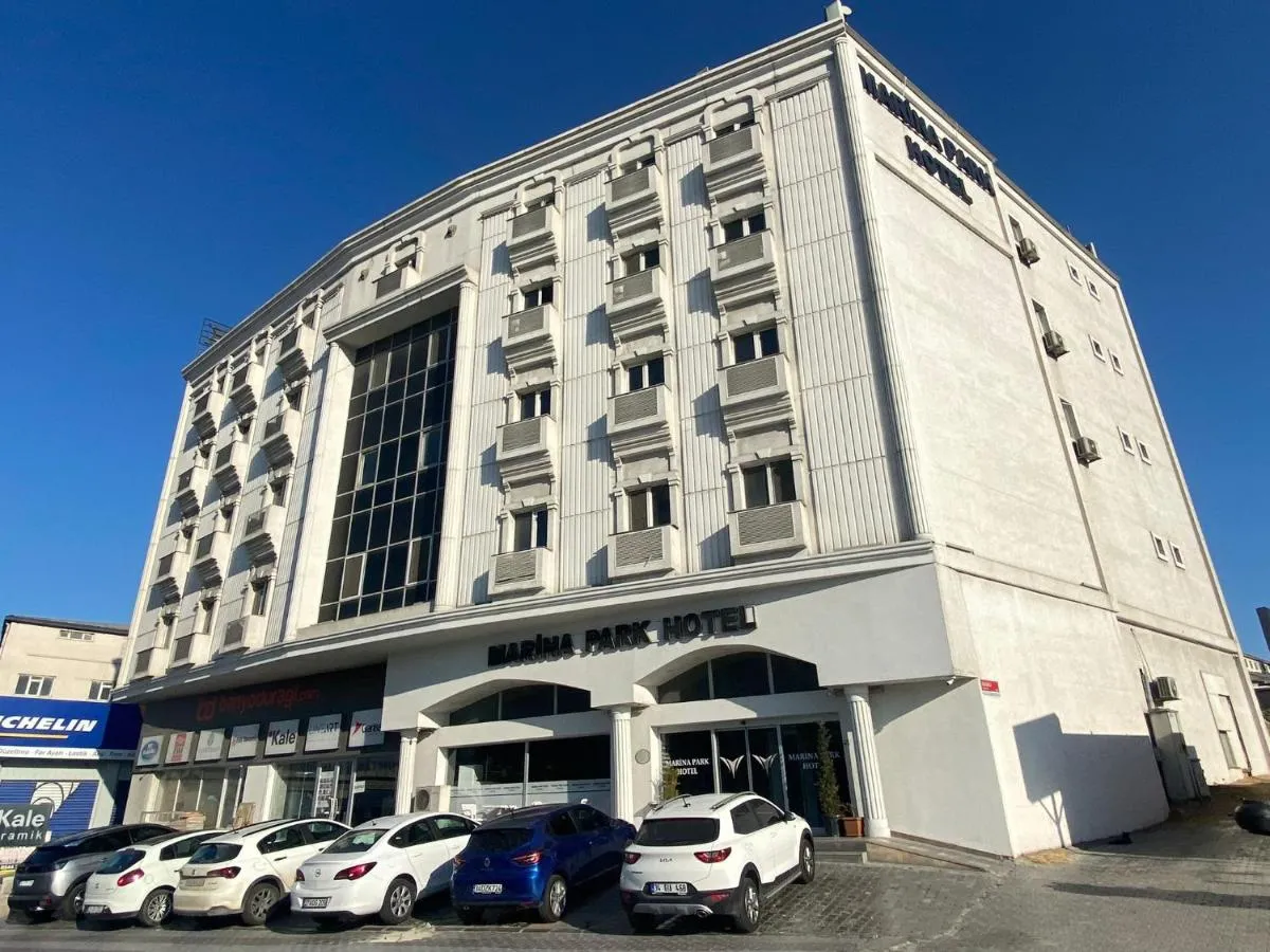 Image 1 of Marina Park Hotel