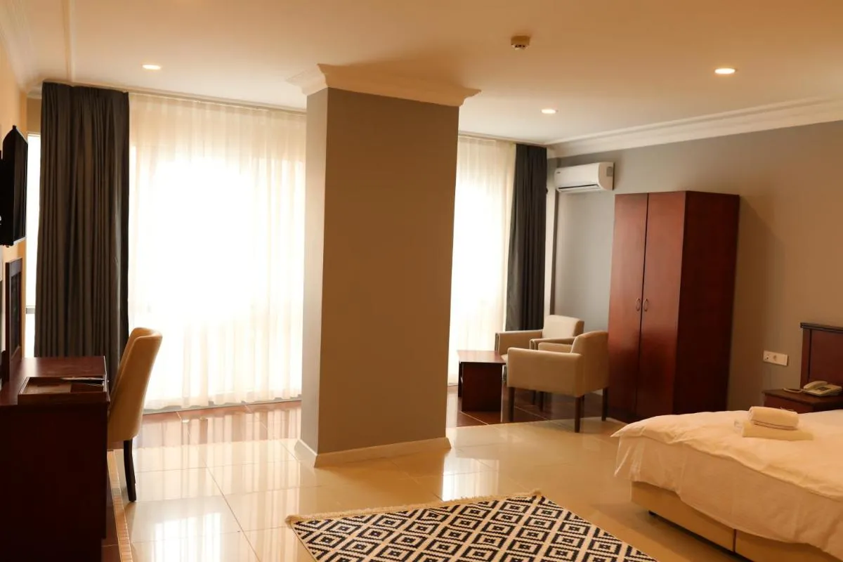 Image 5 of Marina Park Hotel