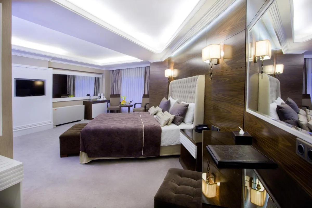 Image 5 of Mirilayon Hotel – Old Town