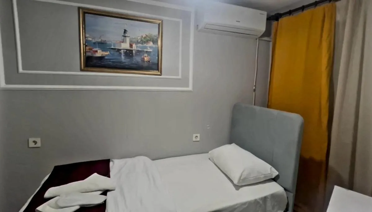 Image 3 of Modena Hotel