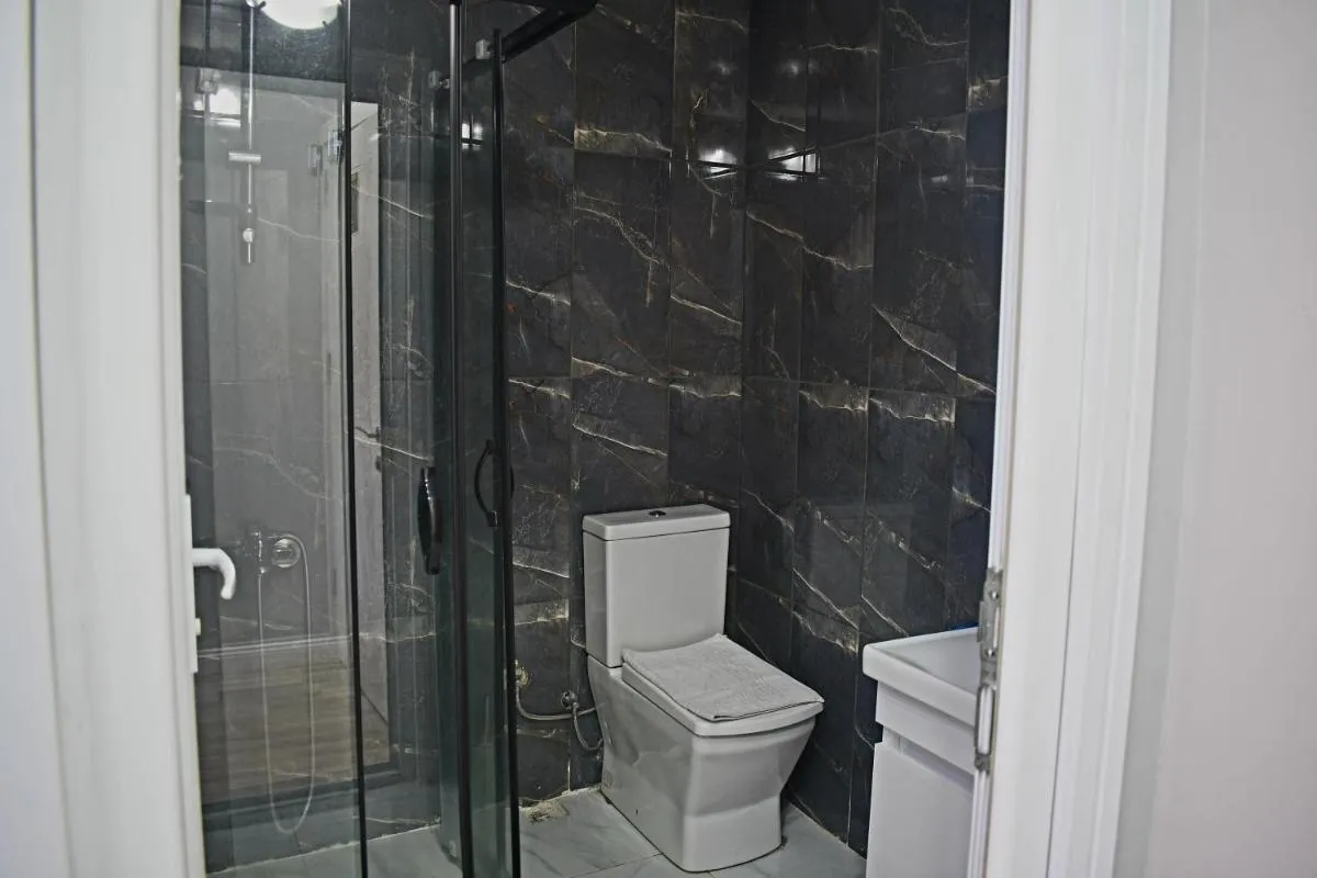 Image 1 of Modena Hotel