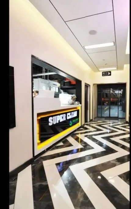 Image 6 of Most lavish apt 40 Floor skyviwe ist