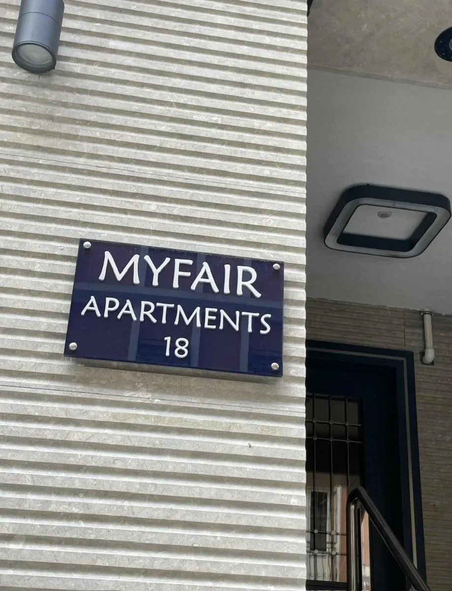 Image 3 of Myfair apartment