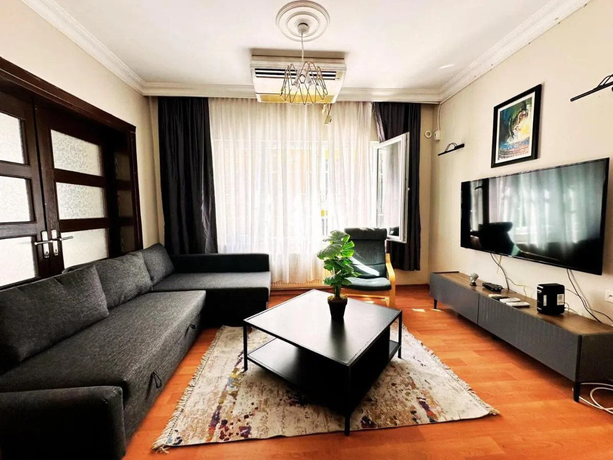 Image 1 of New Comfy Flat, 4BR, 4ACs, Taksim