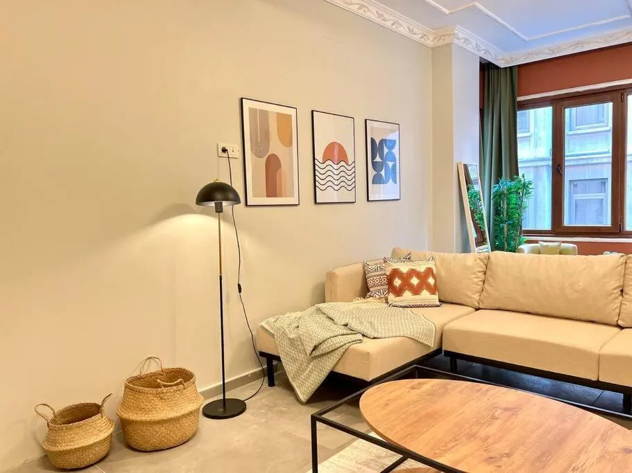 Image 1 of New Flat,3BR,AC, 200 mt to Taksim