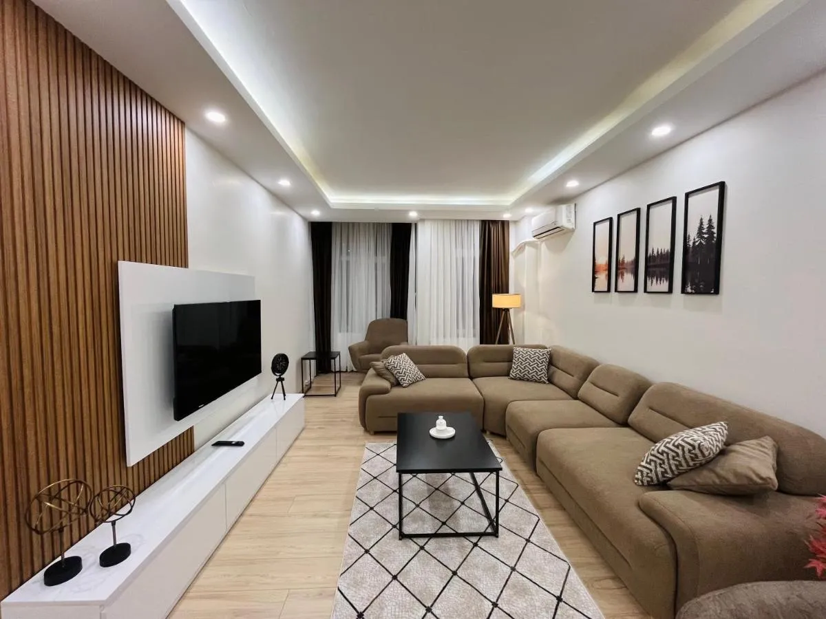 Image 1 of New West Suites