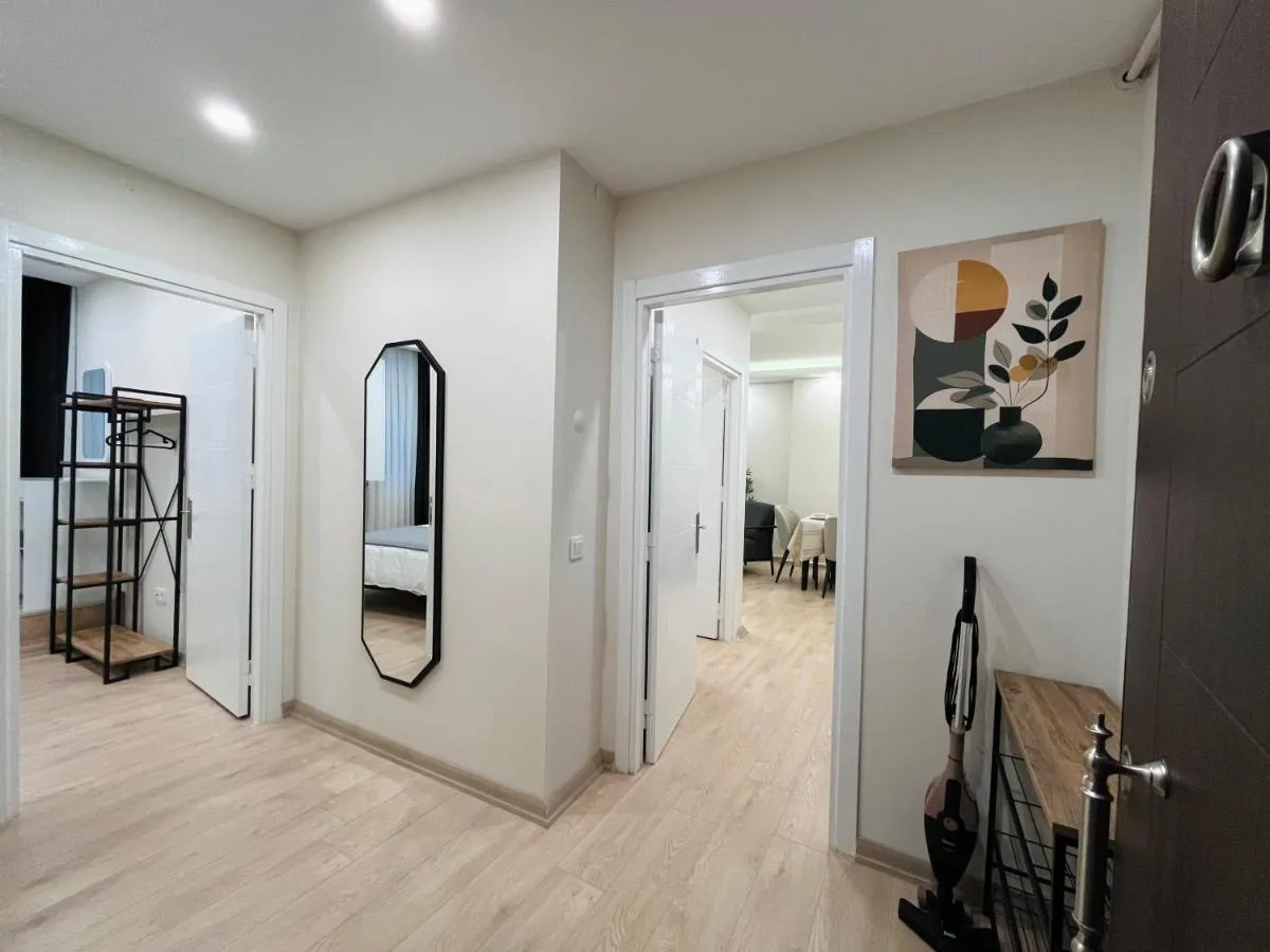 Image 4 of New West Suites