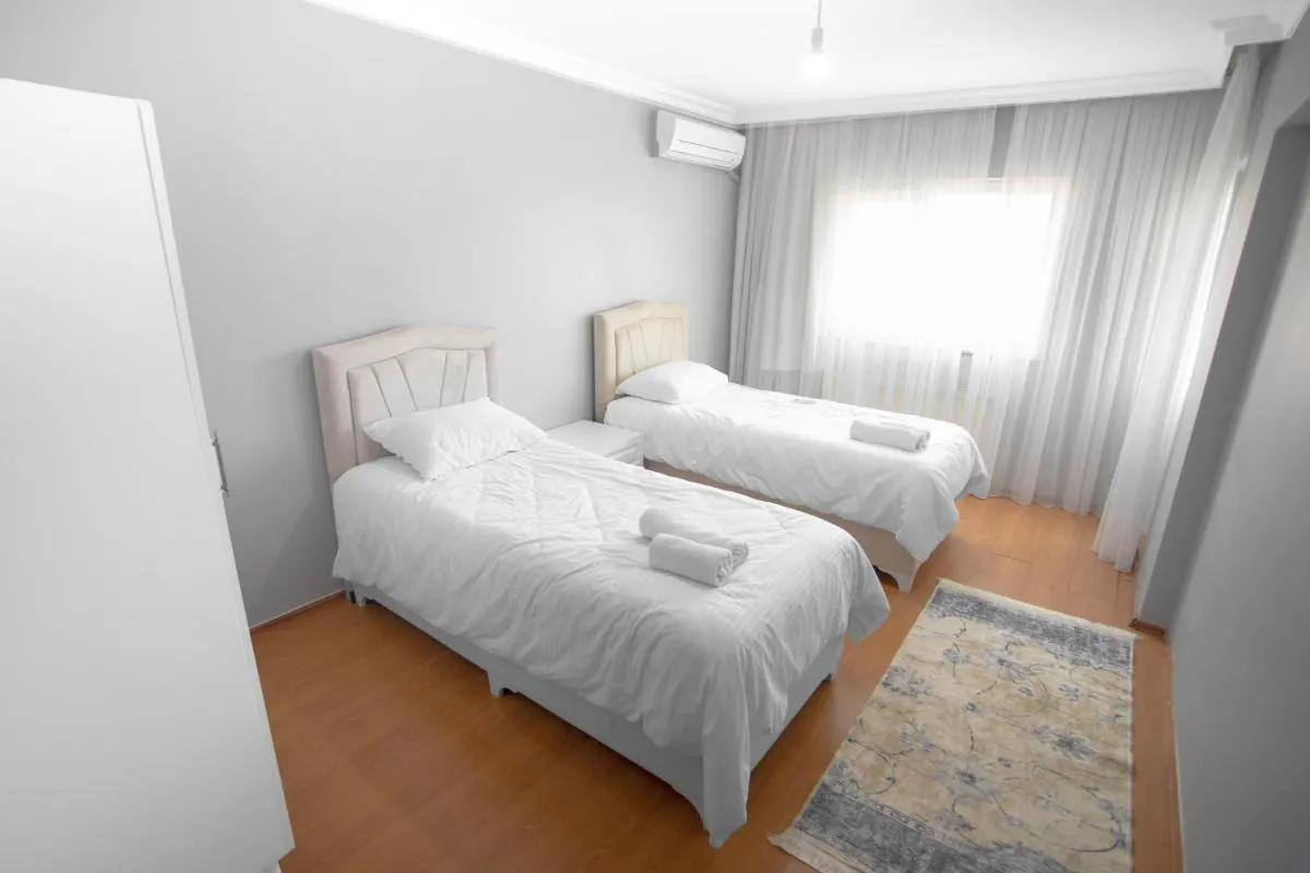 Image 2 of New furniture, zero air conditioning, modern and quiet 19
