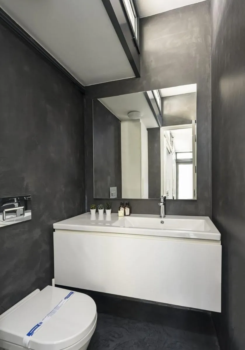 Image 6 of Newly Designed Central Modern Smart Duplex! #143