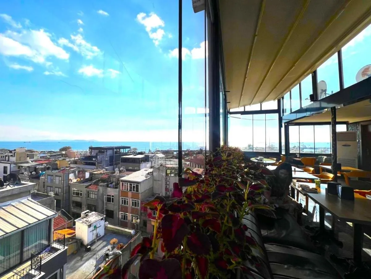 Image 6 of On Historical Peninsula K aya R oyal Hotel