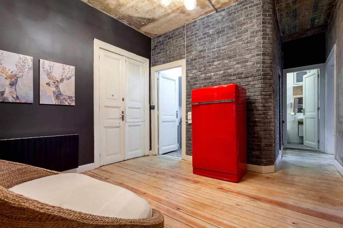Image 1 of Origine Rentals Galata L1