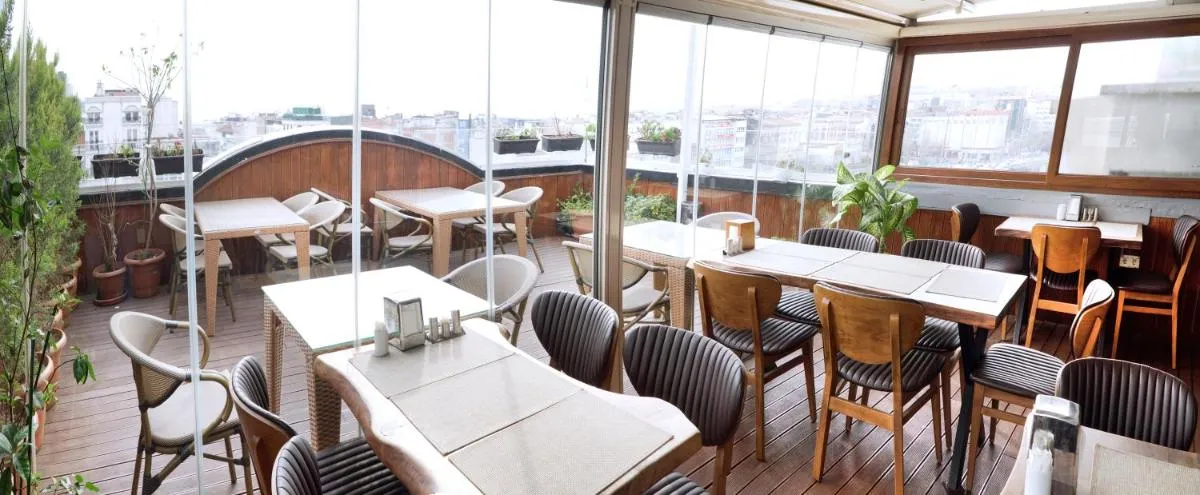 Image 1 of Parmada Hotel