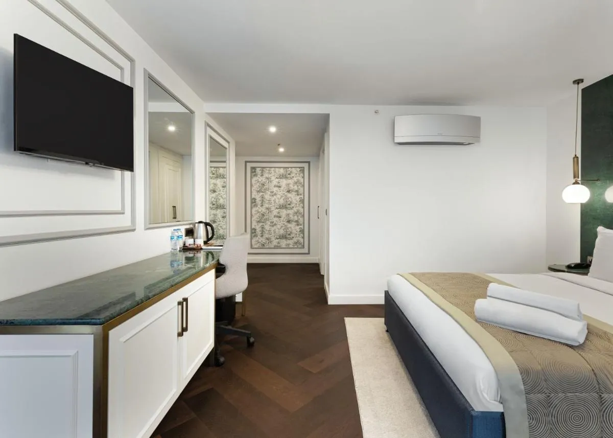 Image 4 of Pera Rasso Hotel