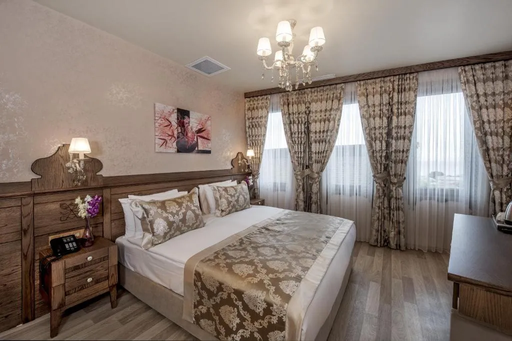 Image of Perapolis Hotel