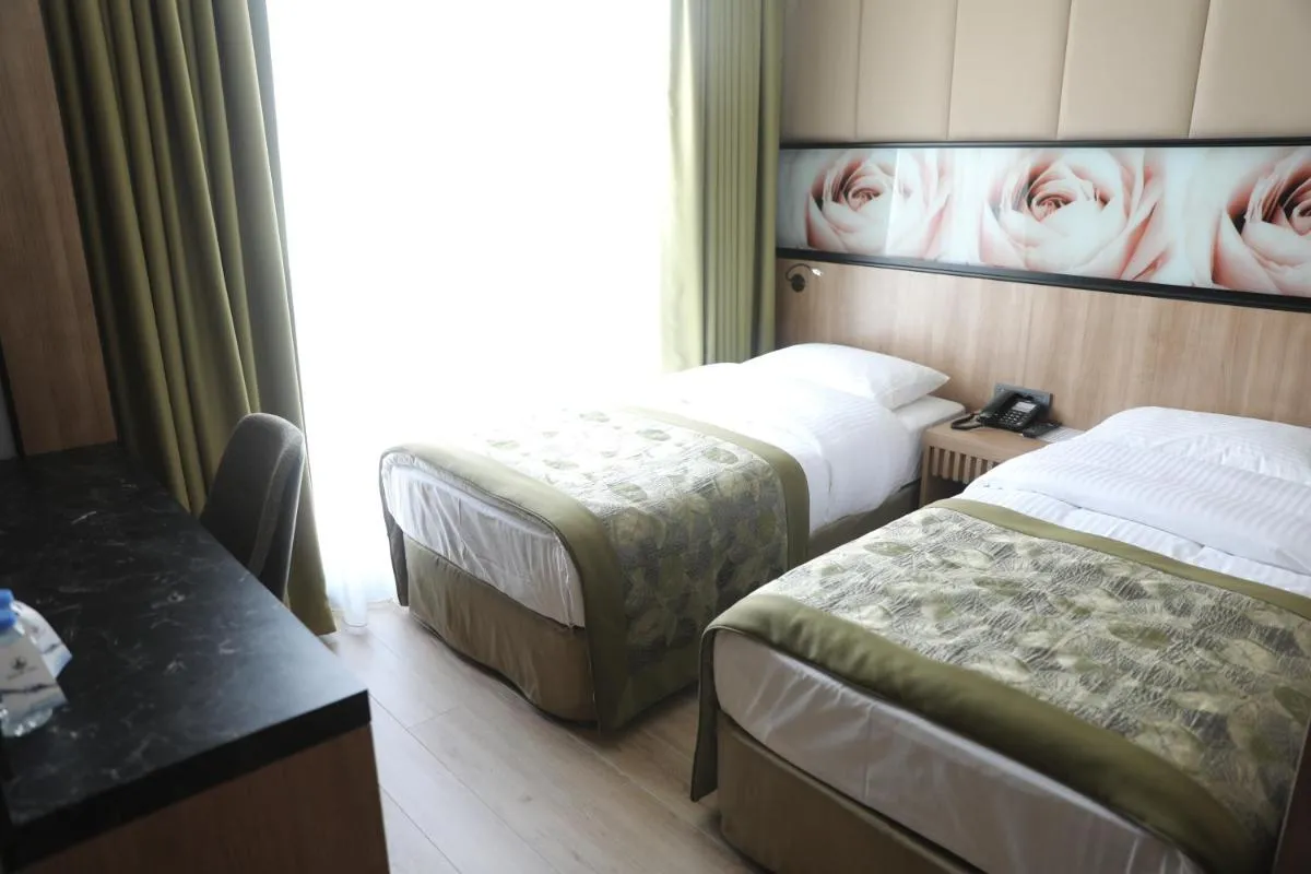 Image 2 of RADAR HOTEL