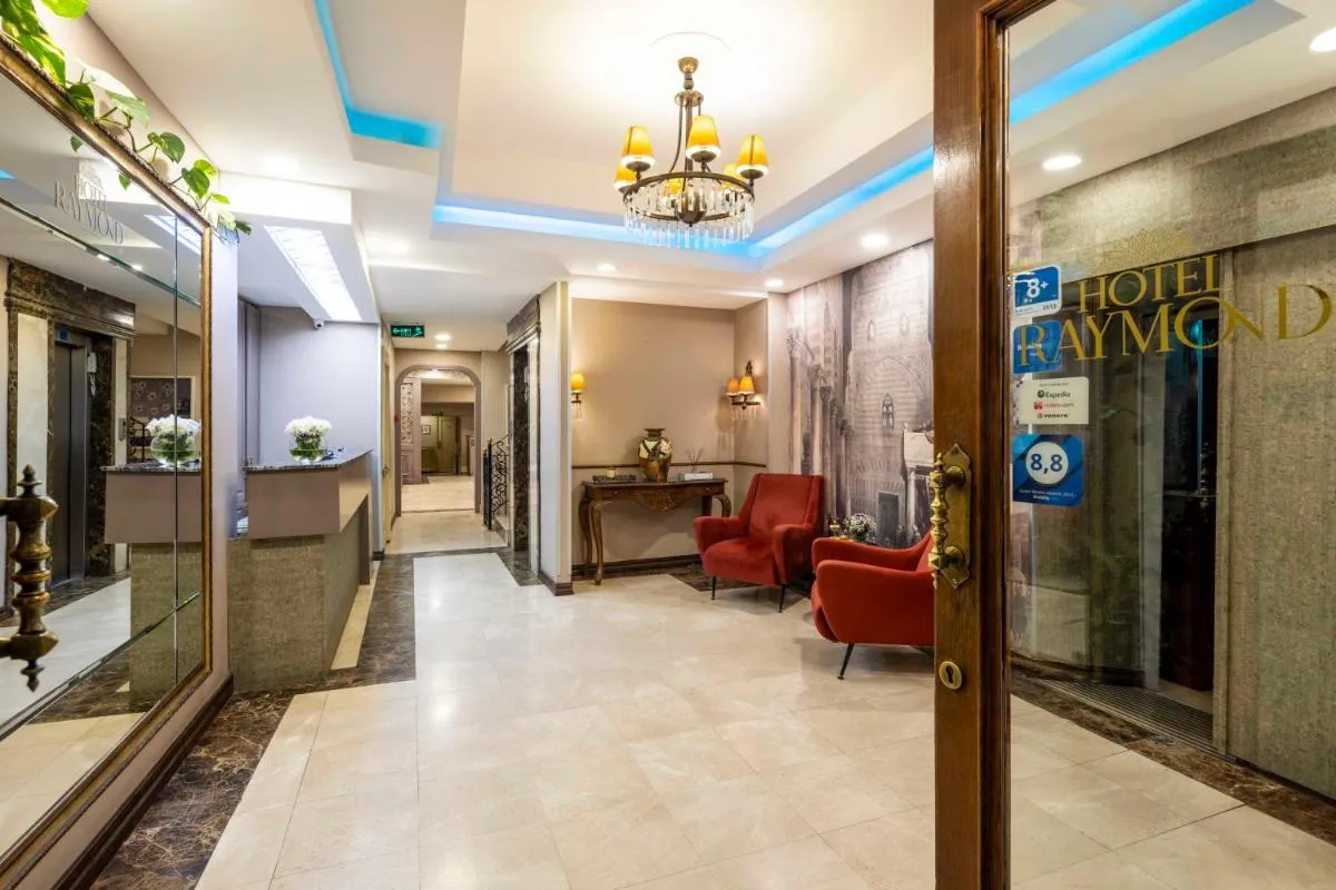 Image 2 of Raymond Hotel Old City