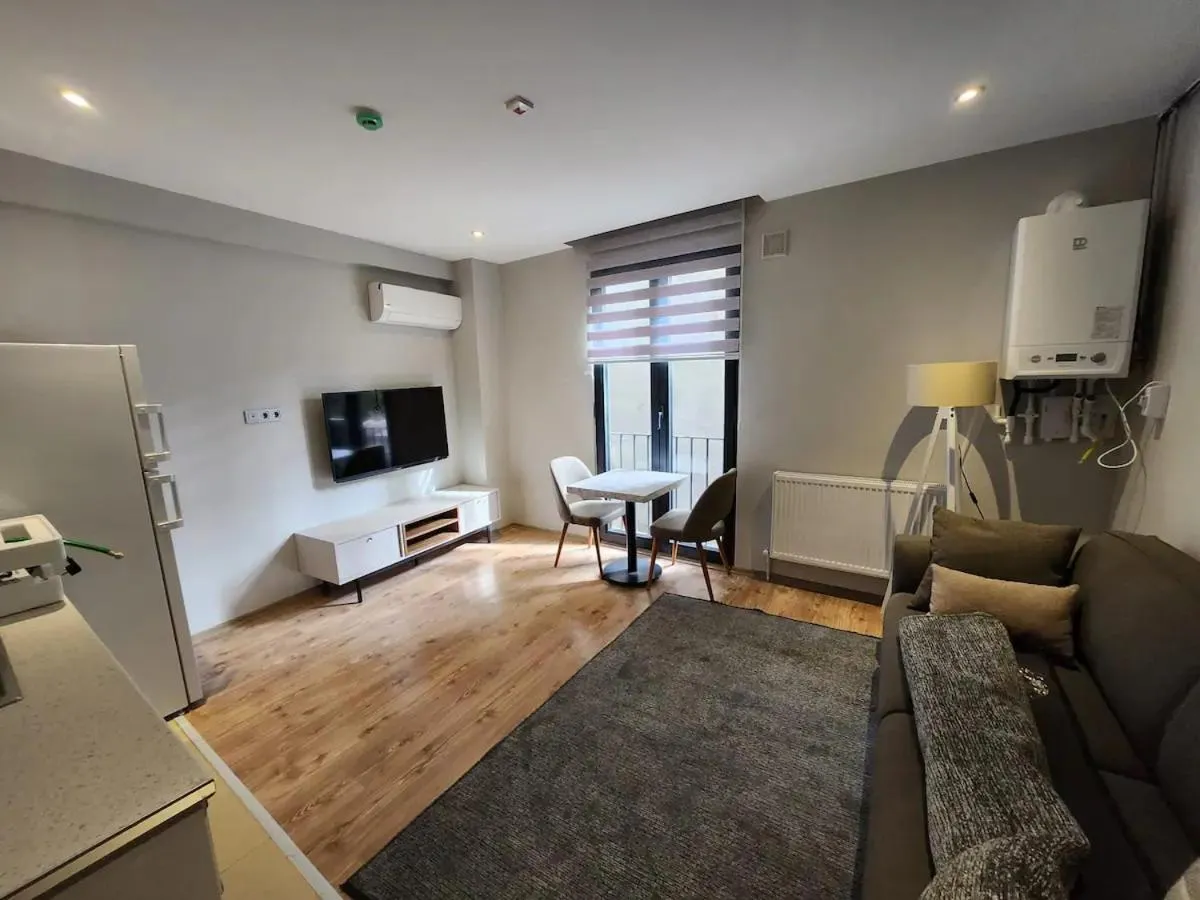 Image 1 of Remta Real Estate