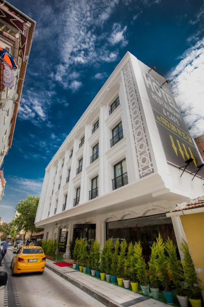 Image 3 of Royal İnci Hotel