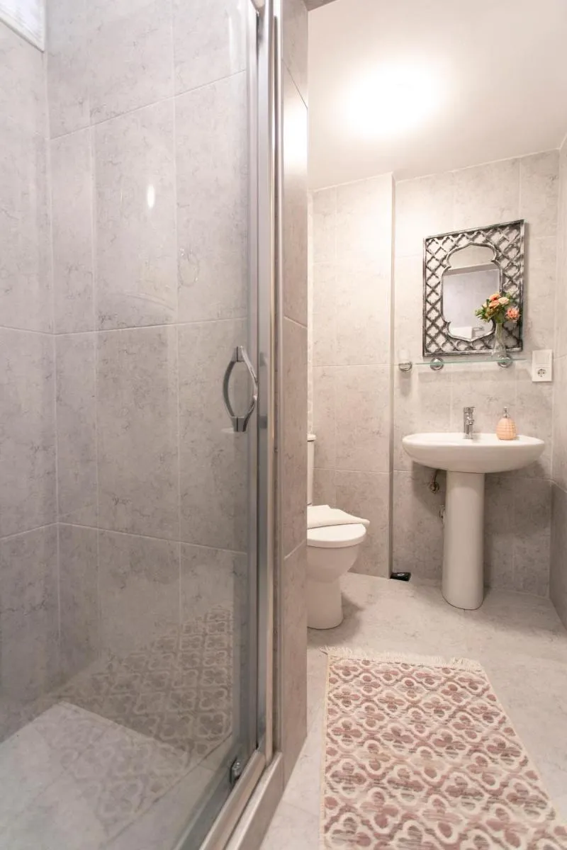 Image 4 of Sirena’s Suites