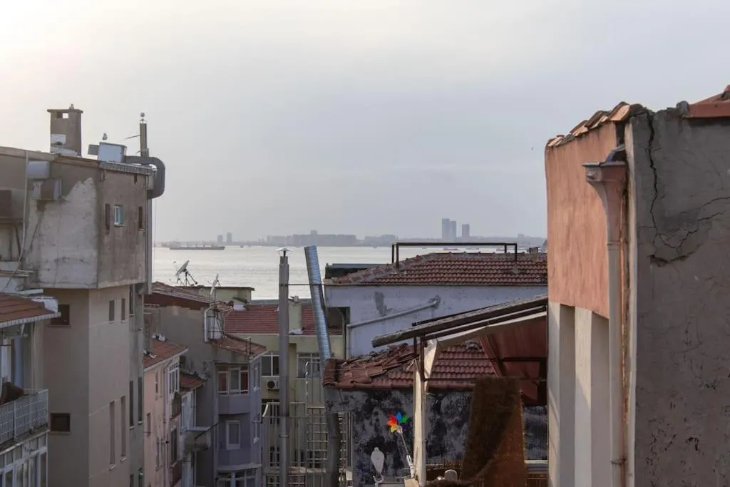 Image 5 of Soft and Historic 3BR Home w Iconic Haydarpasa View