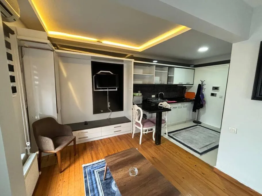 Image 5 of Spacious and Cozy Flat near Taksim Square no3