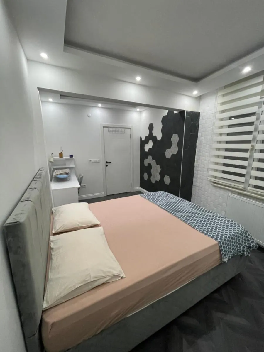 Image 5 of Stay in the heart of the city