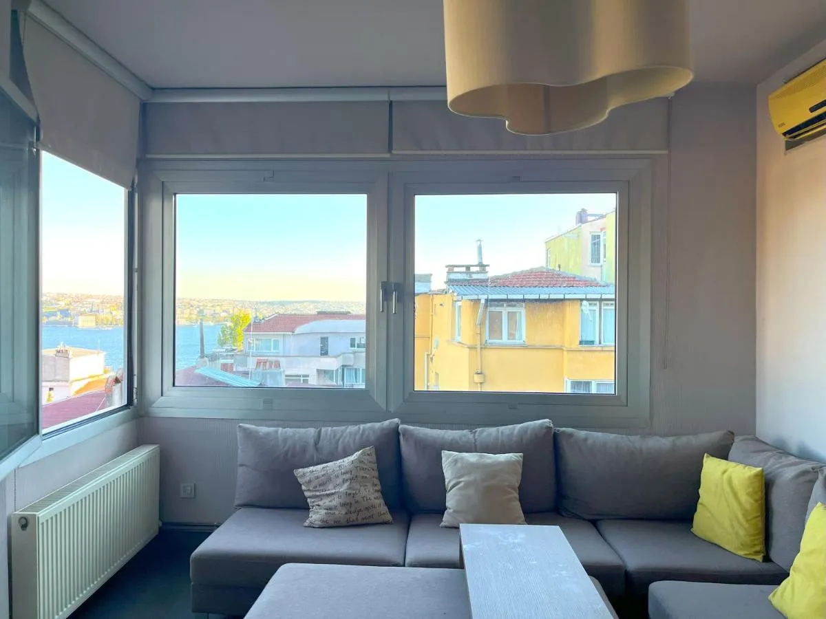 Image 5 of Stylish Apartment with Bosphorus View in Besiktas