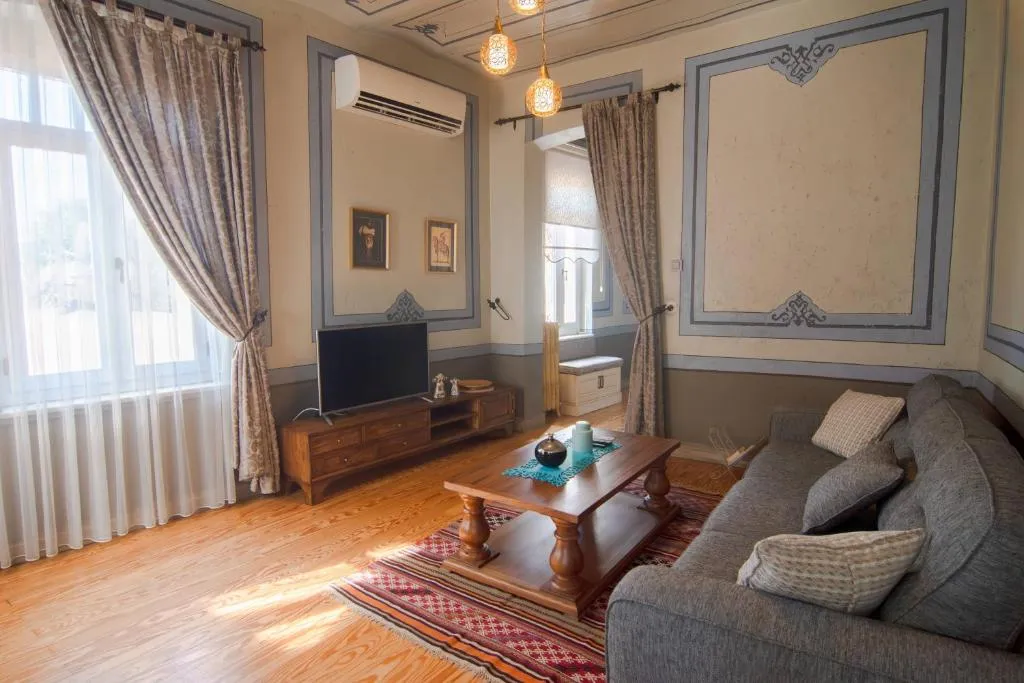 Image of Stylish City Getaway-explore The Urban Delights