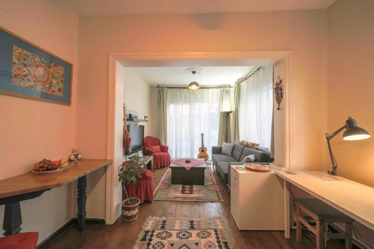 Image 5 of Stylish & Comfy in the City Center