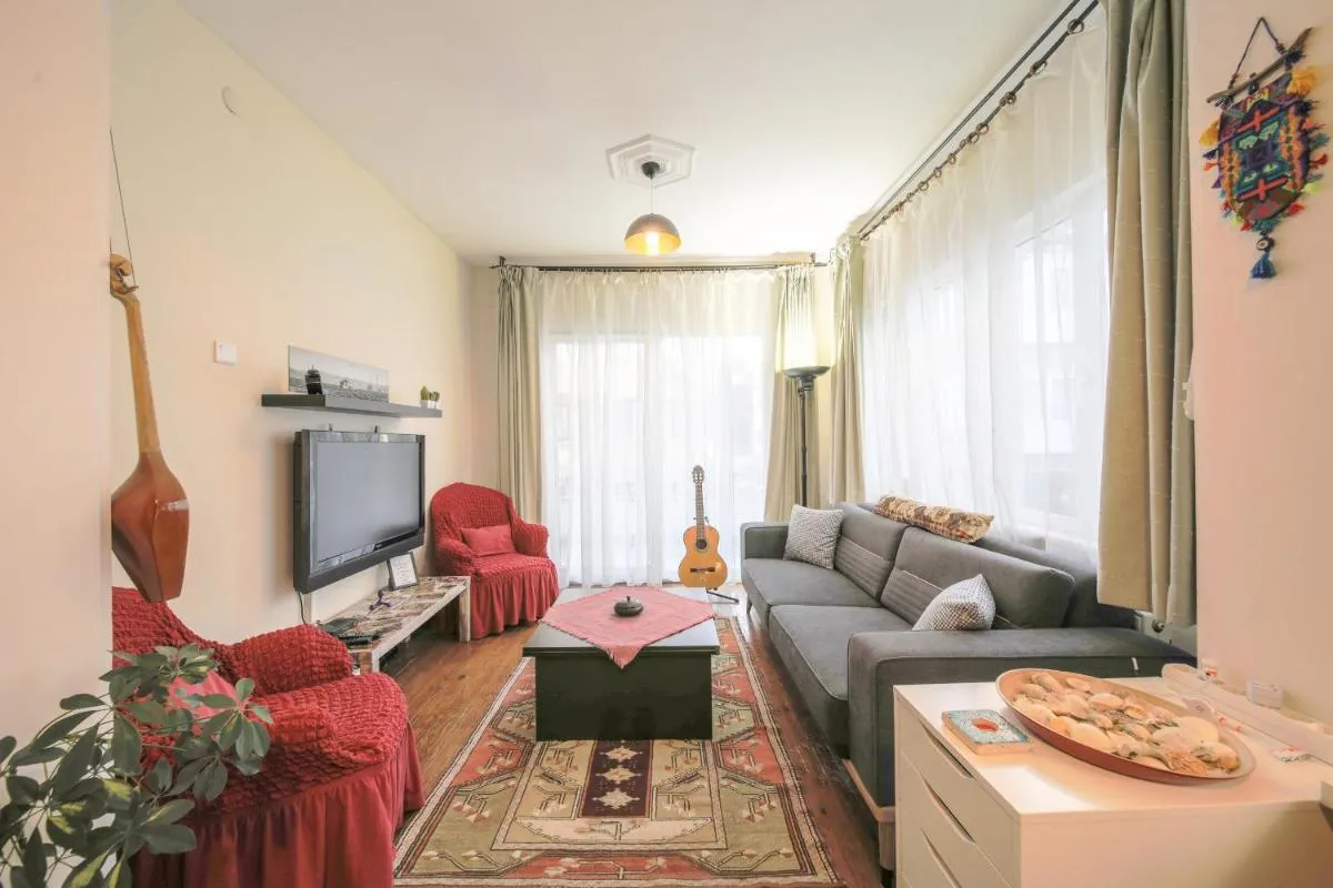 Image 1 of Stylish & Comfy in the City Center