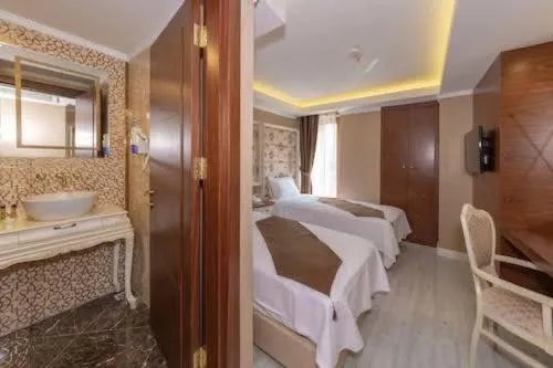 Image 2 of Sultan City Hotel