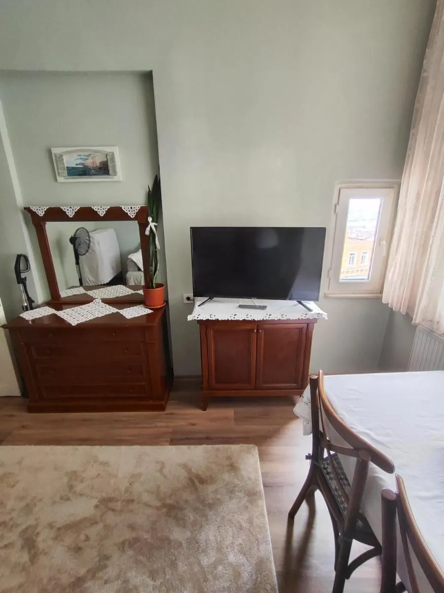 Image 4 of Sweet Home
