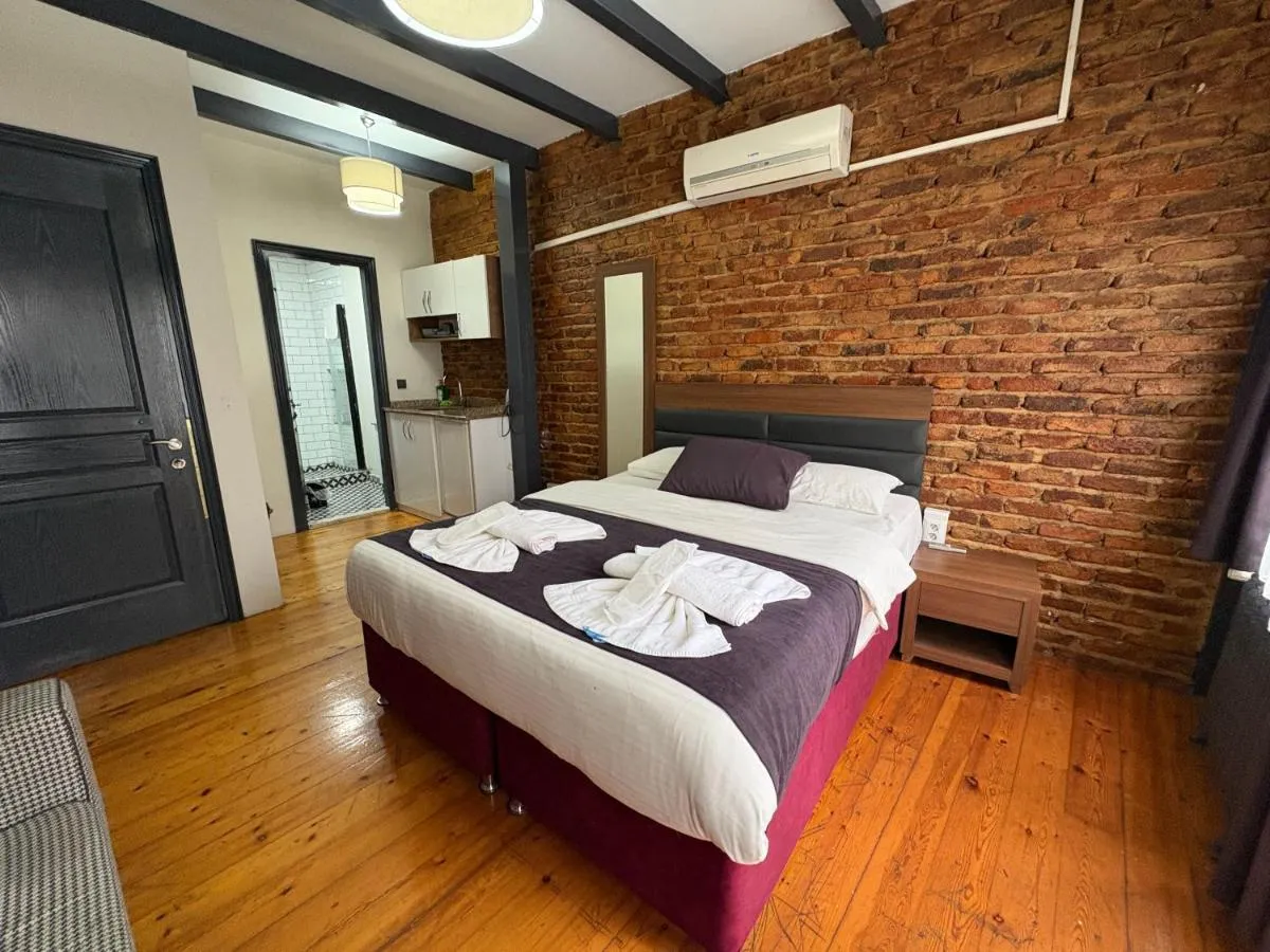 Image 1 of Taksim Otto suite
