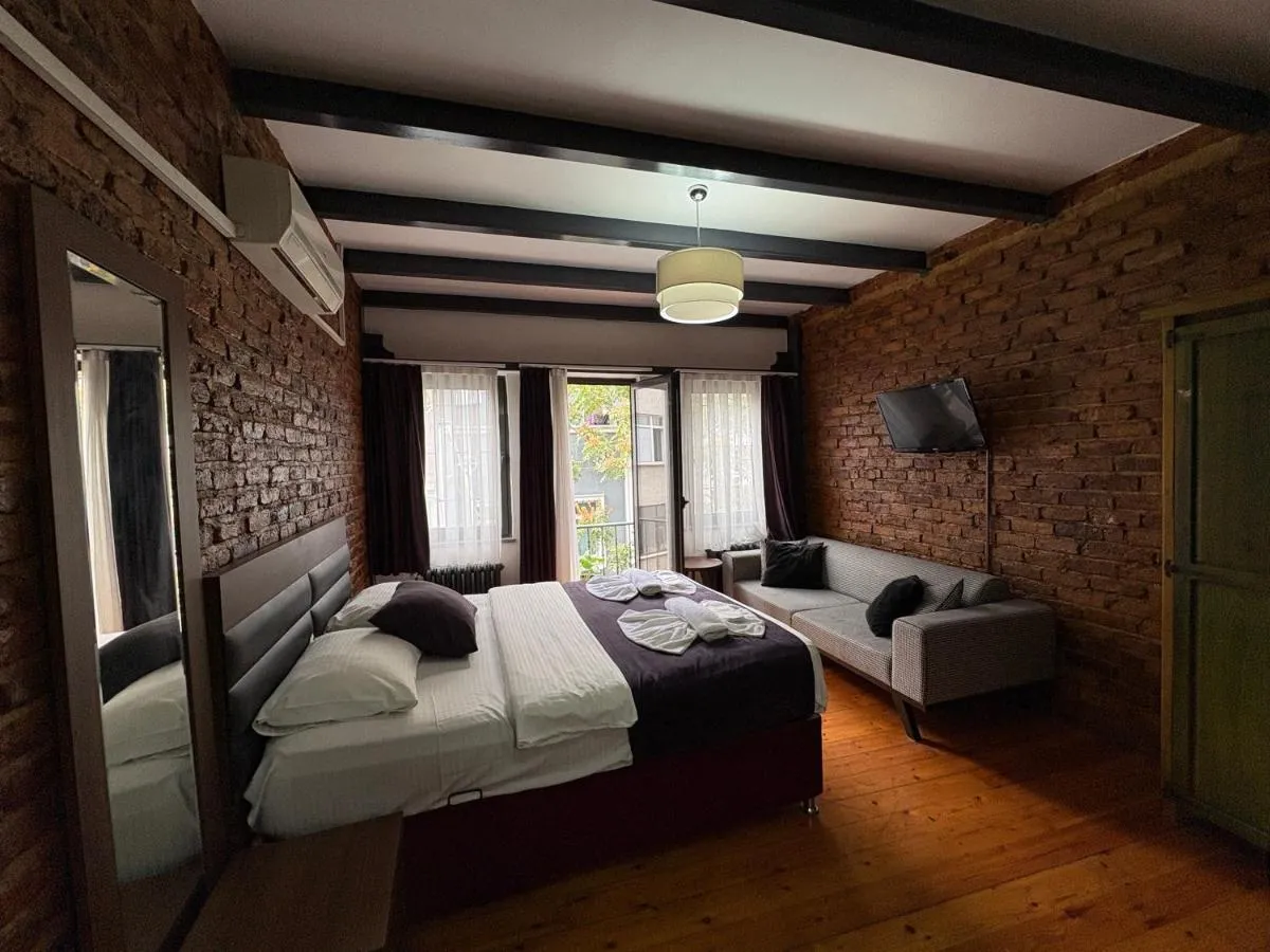Image 3 of Taksim Otto suite