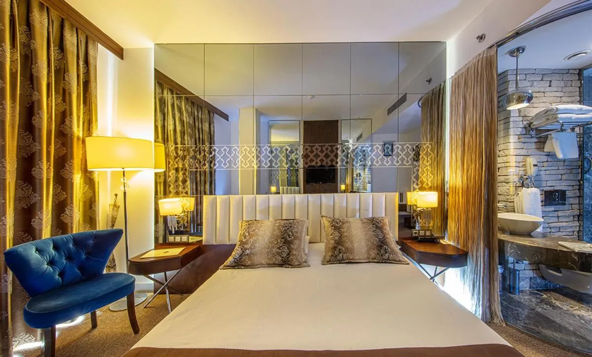Image 6 of Taksim Pera Center Hotel