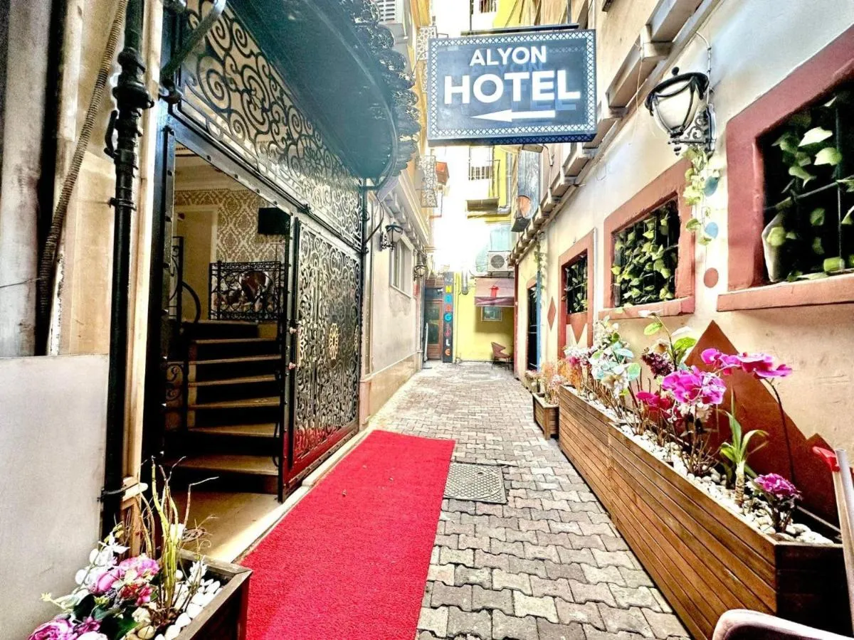 Image 1 of Taxim Alyon Hotel – Istanbul